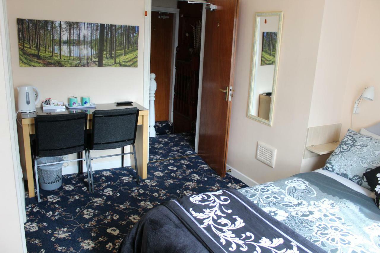 Peakdale Lodge Glossop Exterior foto